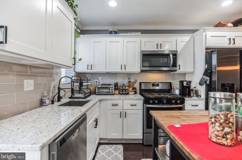 5454 Berks St, Philadelphia PA  19131-3119 exterior