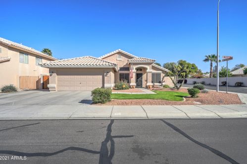 1644 Macaw Dr, Chandler, AZ 85286-7449