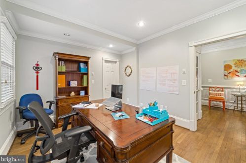 213 Loudoun St, Leesburg VA exterior