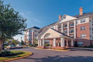 2700 Cowan Blvd, Fredericksburg VA  22401-4492 exterior