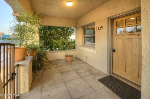 1124 Broadway Blvd, Tucson, AZ 85719-5846