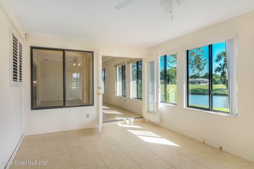 1295 Continental Ave, Melbourne FL 32940-6702 exterior