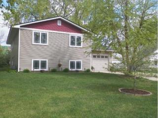 6031 3rd St, Minneapolis, MN 55432-5459