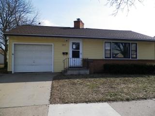 307 Lake View Dr, Wausau, WI 54403-7035