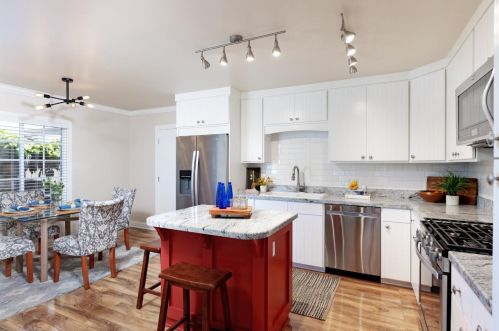 1738 Goodwin St, Seaside CA  93955-4414 exterior