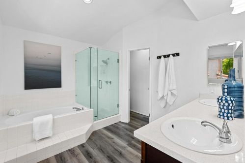 656 Montage Rd, Oceanside CA  92057-6371 exterior