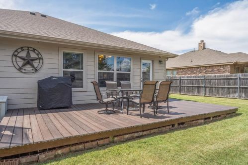 4020 Lone Star Ln, Denton TX  76210-3499 exterior