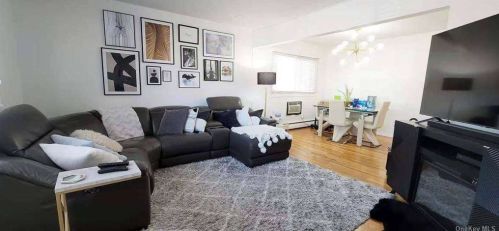 80-16 153rd Ave, Jamaica, NY 11414-1746