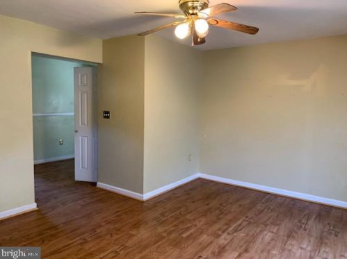 173 Church St, Fredericksburg, VA 22408-2305
