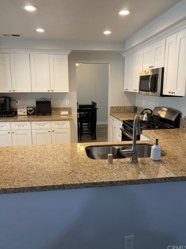 3636 Lily Dr, Rialto CA  92377-4866 exterior