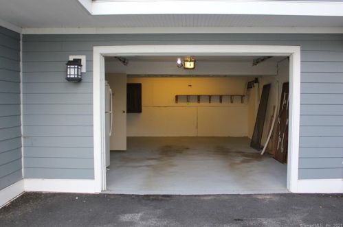 124 Olcott Way, Ridgefield, CT 06877-3954