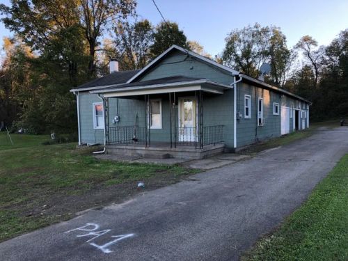 104 Ball St, Uledi, PA 15484