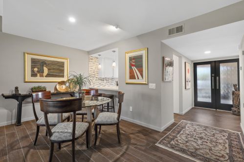 24 Palma Dr, Rancho Mirage CA  92270-3878 exterior