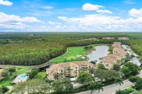 3800 Sawgrass Way, Naples FL  34112-3378 exterior