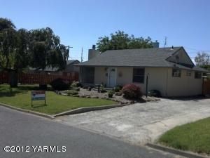 1014 36th Ave, Yakima, WA 98902-3972