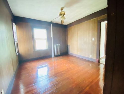 117 Dawes St, Springfield MA 01109-3042 exterior