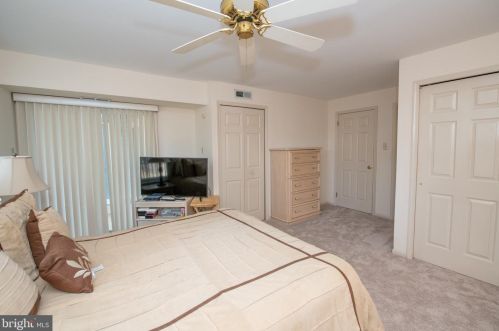 344 Independence Dr, Southampton PA  18966-2729 exterior