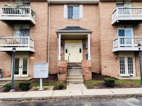 3289 Dawson St, Pittsburgh, PA 15213-4549