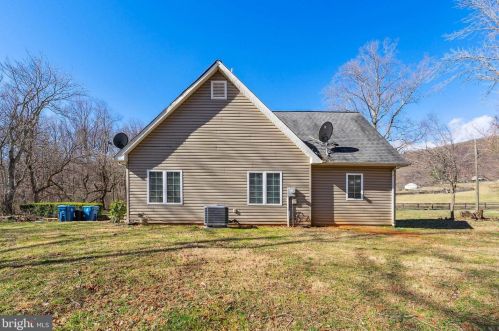 282 Keyser Run Rd, Washington VA  22747-1705 exterior