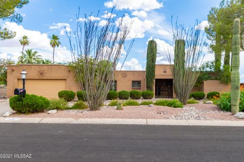 7542 Knollwood Pl, Tucson, AZ 85750-2332