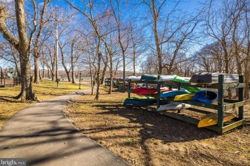 18506 Pelicans Nest Way, Leesburg VA  20176-3963 exterior