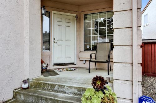 252 Cerro Dr, Daly City, CA 94015-4083