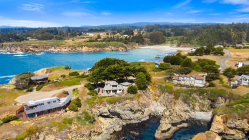 14240 Headlands Point Way, Mendocino CA  95460-9612 exterior