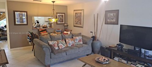 10749 11th St, Hollywood FL  33026-5922 exterior