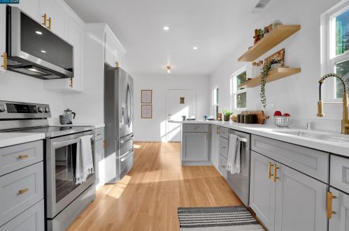 1793 Brandon St, Oakland CA  94611-4364 exterior