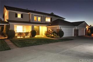 30309 Mallorca Pl, Santa Clarita CA  91384-4794 exterior