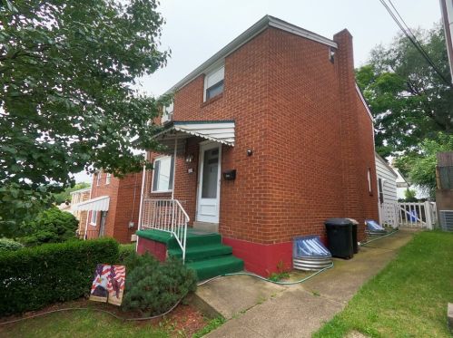 1424 Dagmar Ave, Pittsburgh, PA 15216-3713