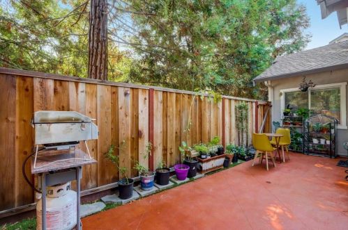 230 Birch Creek Dr, Pleasanton CA  94566-6781 exterior