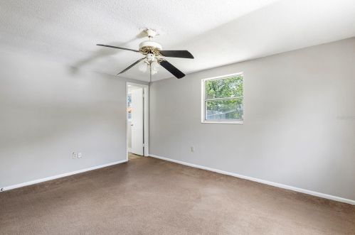 1045 Breezewood Dr, Lakeland FL  33809-3851 exterior