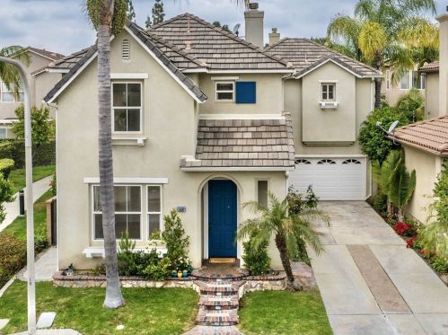 569 Masters Cir, Brea CA  92821-6144 exterior