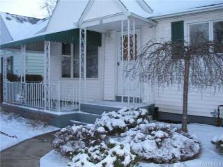68 Wendover Ave, Buffalo, NY 14223-2718