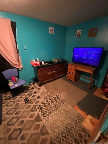 19 Portland St, Middletown CT  06457-2209 exterior