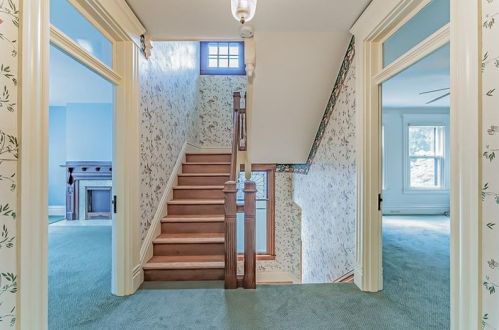 223 Dalzell Ave, Pittsburgh PA 15202-1856 exterior