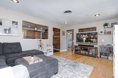 446 19th Ave, Oshkosh WI  54902-6866 exterior