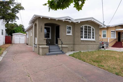 1451 Havenscourt Blvd, Oakland CA  94621-3627 exterior