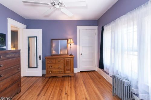 519 Grand Ave, Hackettstown NJ  07840-1119 exterior