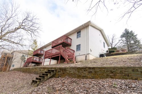 308 Country Club Dr, Lake Geneva, WI 53147-1977