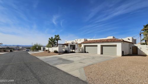 1861 Kirk Dr, Lake Havasu City, AZ 86404-1884