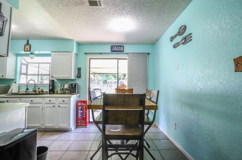 5824 Sea Breeze Ln, Fort Worth TX  76135-2068 exterior