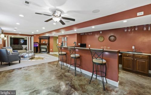 14829 Cox Creek Ct, Haymarket VA  20169-2626 exterior