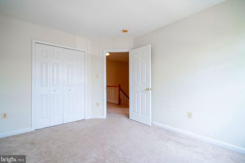 13578 Filly Ct, Gainesville VA  20155-2975 exterior