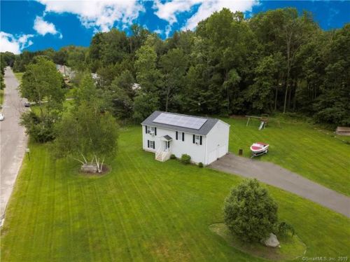 2 Oakdale Rd, Terryville, CT 06786-4410