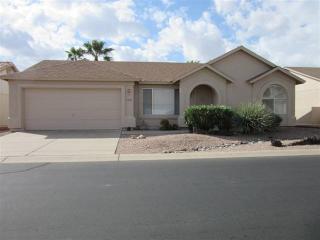1521 Riviera Dr, Chandler, AZ 85249-4071