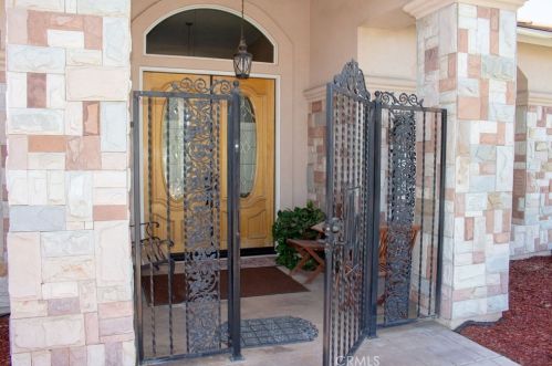 5307 Glacier Springs Dr, Bakersfield, CA 93313-5171