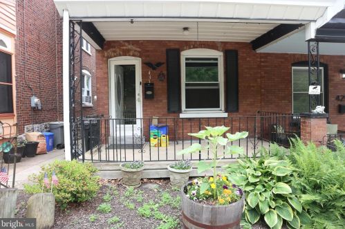 431 Hermitage St, Philadelphia, PA 19128-3330