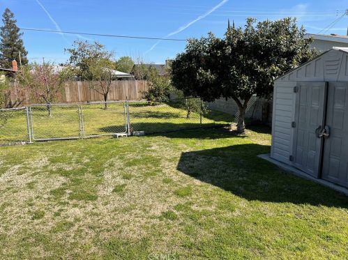 7190 Almond Ave, Winton CA  95388-9325 exterior